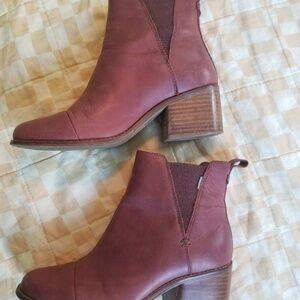 TOMS Booties EUC 7.5
